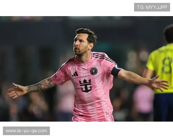 梅西累计进球数突破800大关，再创足球历史新篇章