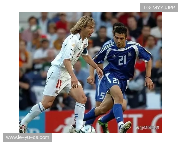 欧洲杯新王诞生!冠军球队荣耀加冕,书写足球新篇章 欧洲杯新王诞生!冠军球队荣耀加冕,书写足球新篇章